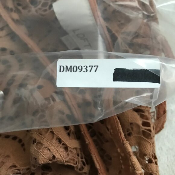 ANN TAYLOR WOMENS SHIRT BROWN SHORT SLEEVE LACE SHEER - Picture 7 of 7